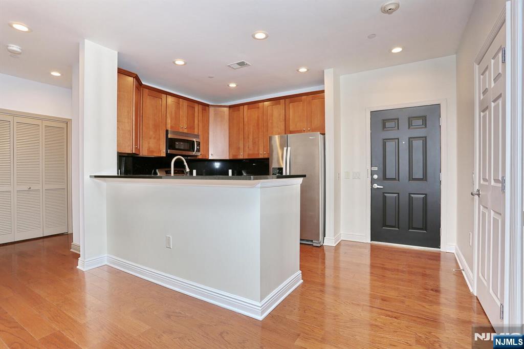 7400 River Road #228