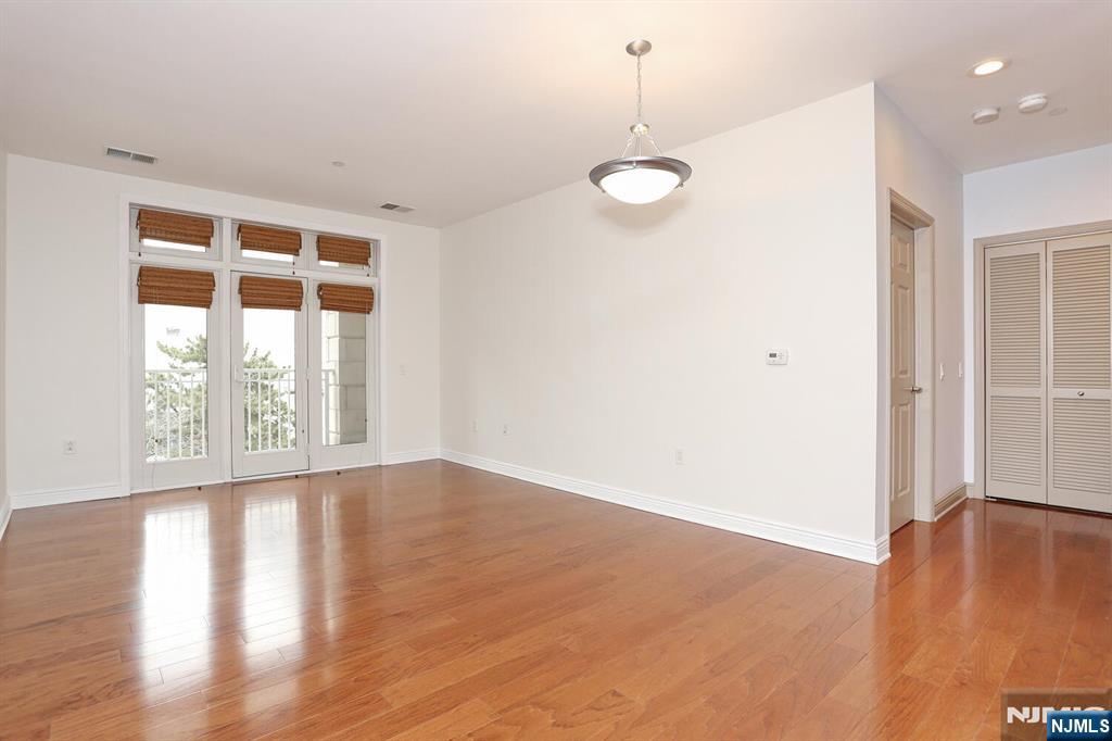 7400 River Road #228