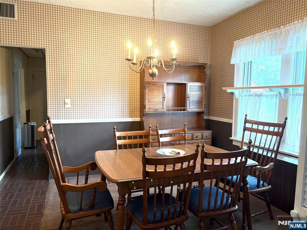 525 Forest Avenue - Photo 5