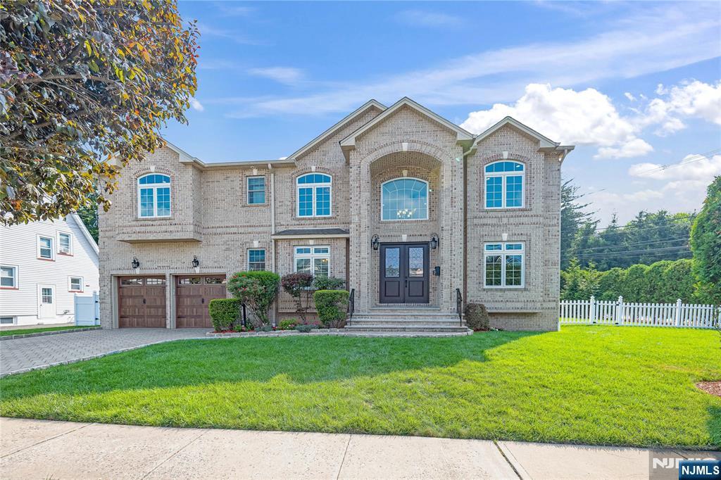 4 Holland Avenue - Photo 3