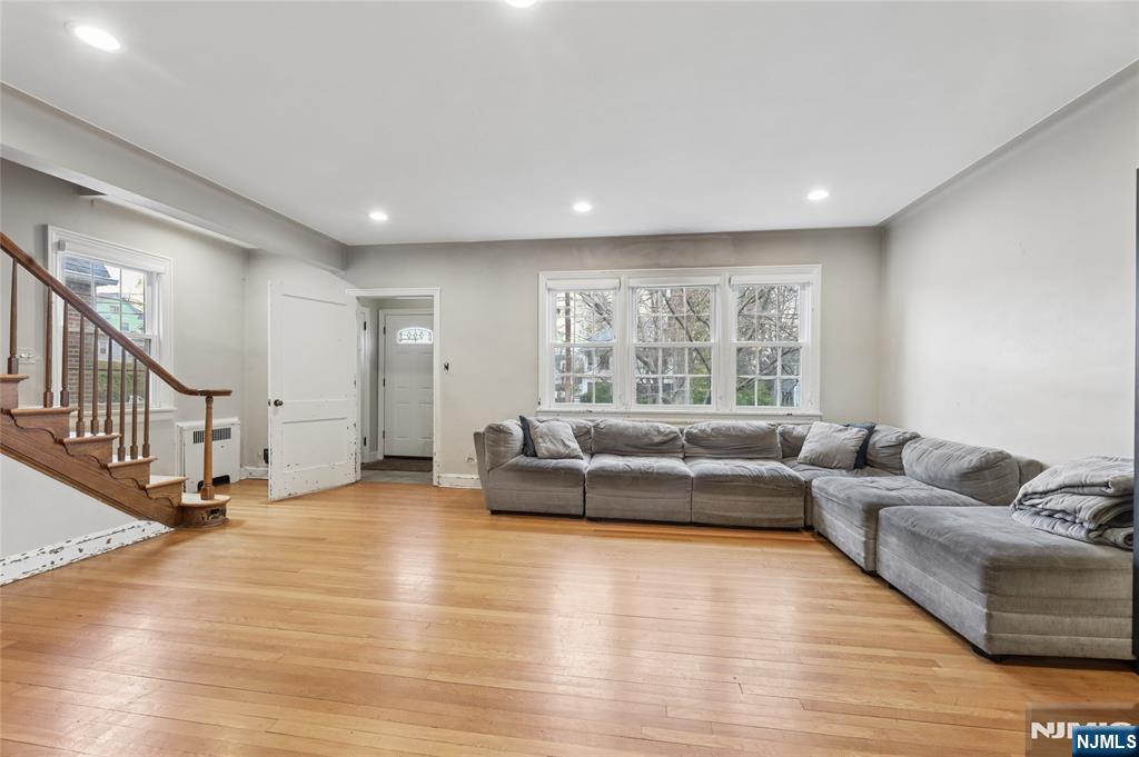 115 Lafayette Avenue, Passaic, NJ, 07055