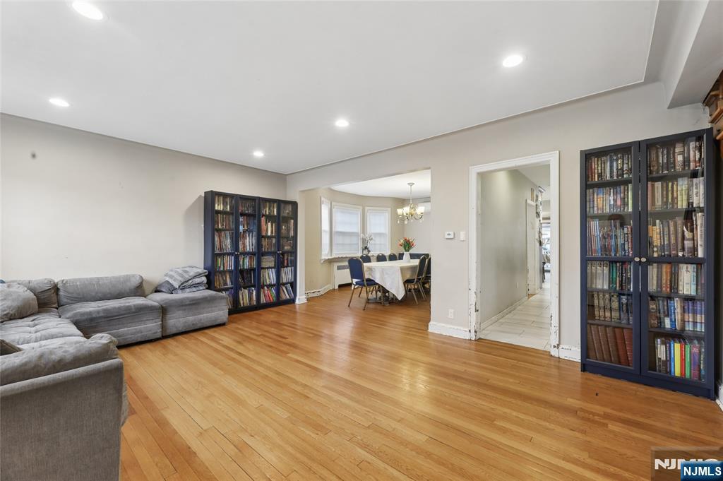 115 Lafayette Avenue, Passaic, NJ, 07055