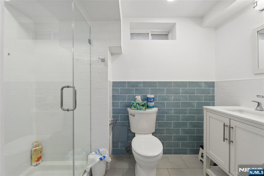 115 Lafayette Avenue, Passaic, NJ, 07055