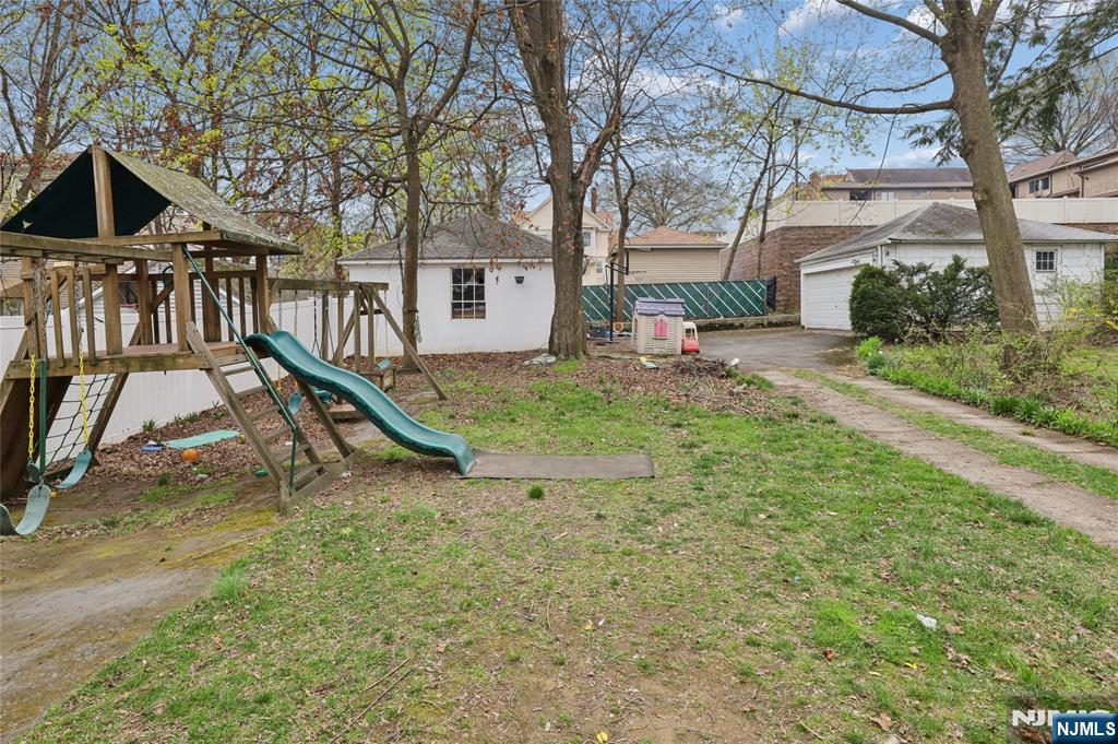 115 Lafayette Avenue, Passaic, NJ, 07055