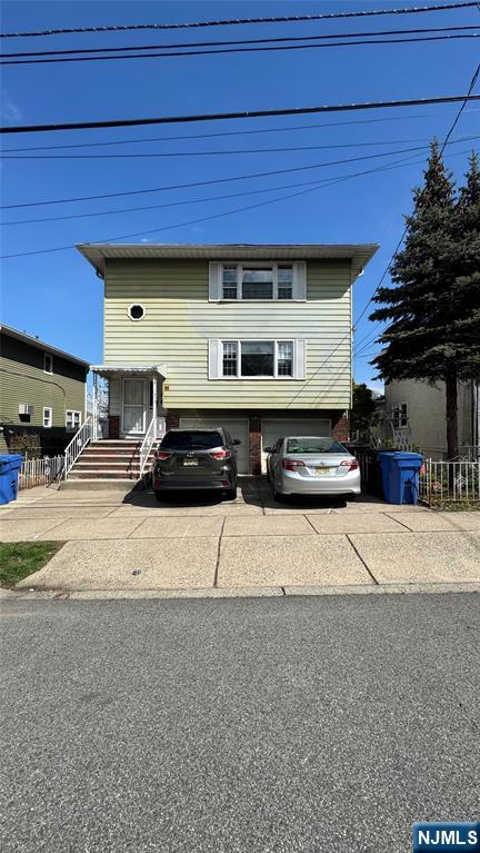 365 Leslie St, Newark City, NJ, 07112-2925