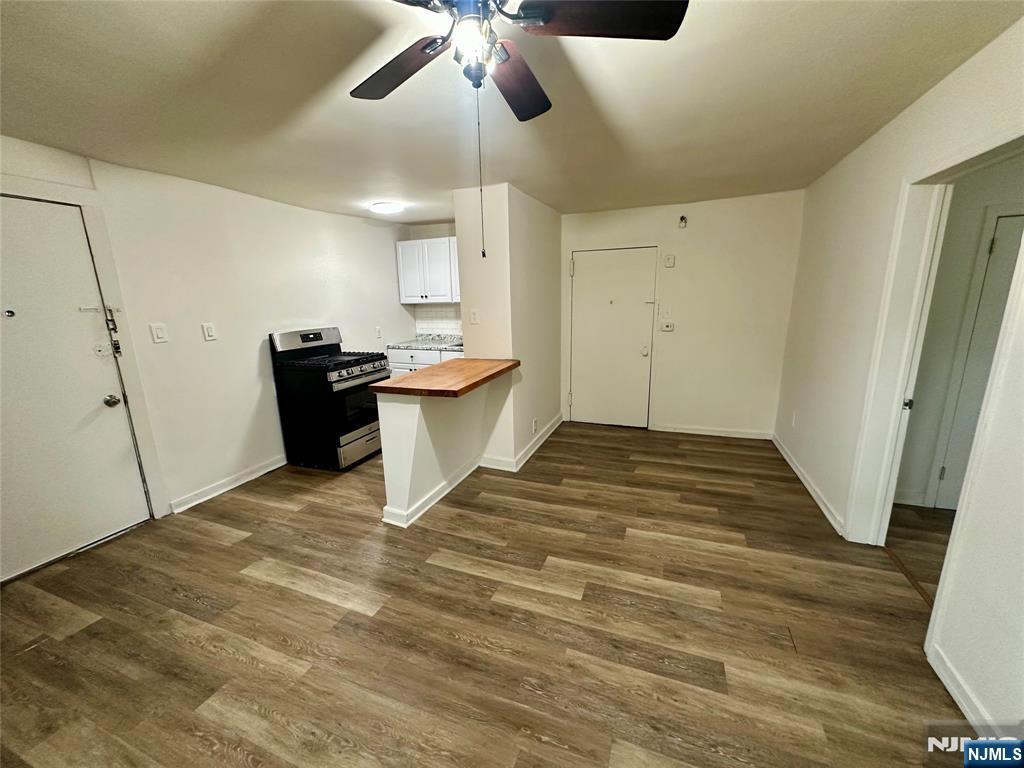 390 Orange Road - Photo 4