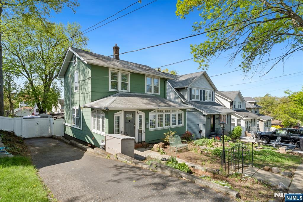34 Linwood Ave, Bogota, NJ 07603