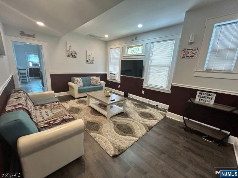 142 Mapes, Newark, NJ, 07112