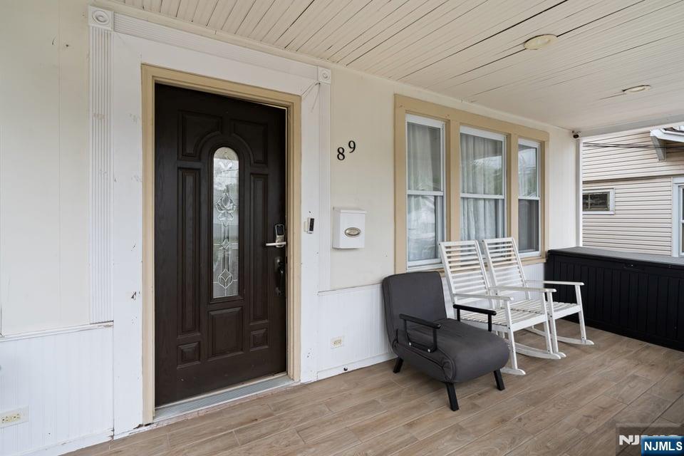 89 6th Street - Photo 4