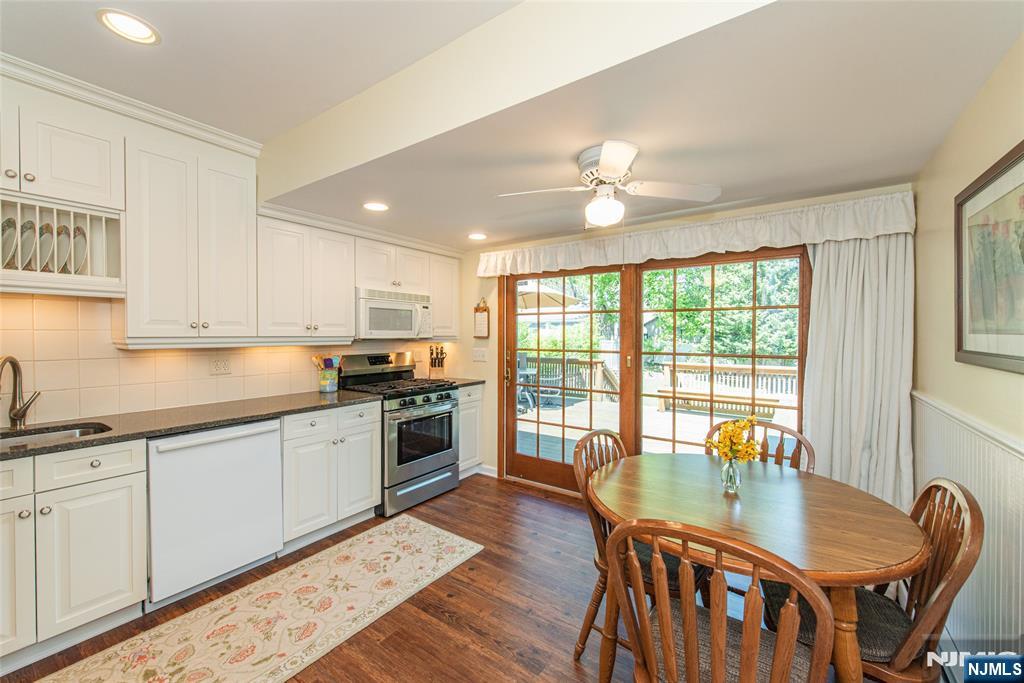 116 Myrtle Avenue - Photo 5