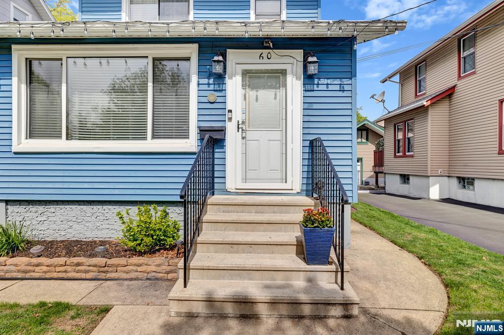 60 Vanderburgh Ave, Rutherford, NJ 07070