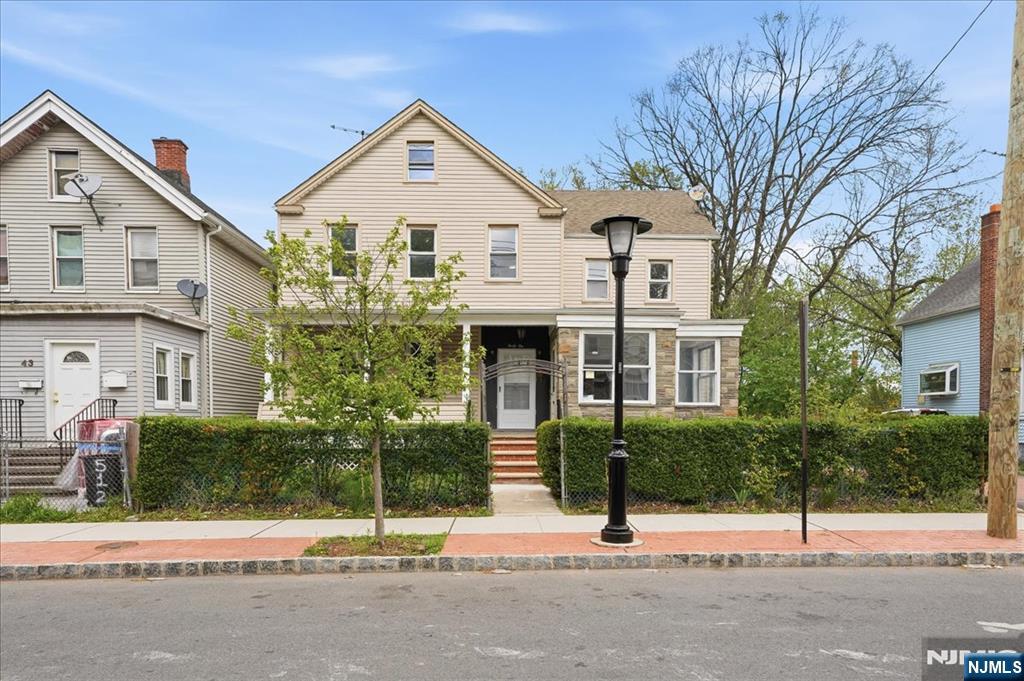 41 Mitchell Street - Photo 2