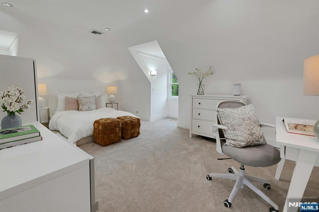 375 Upper Mountain Avenue — photo 31