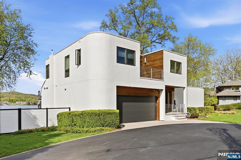 28 Glen Court - Photo 2