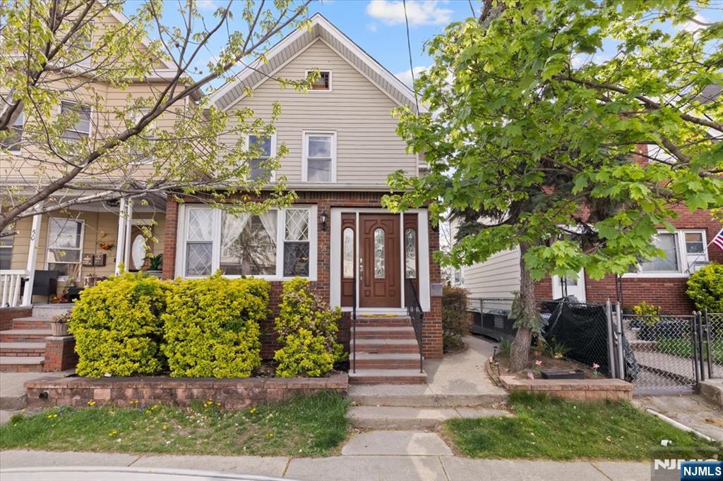 48 Midland Avenue - Photo 2