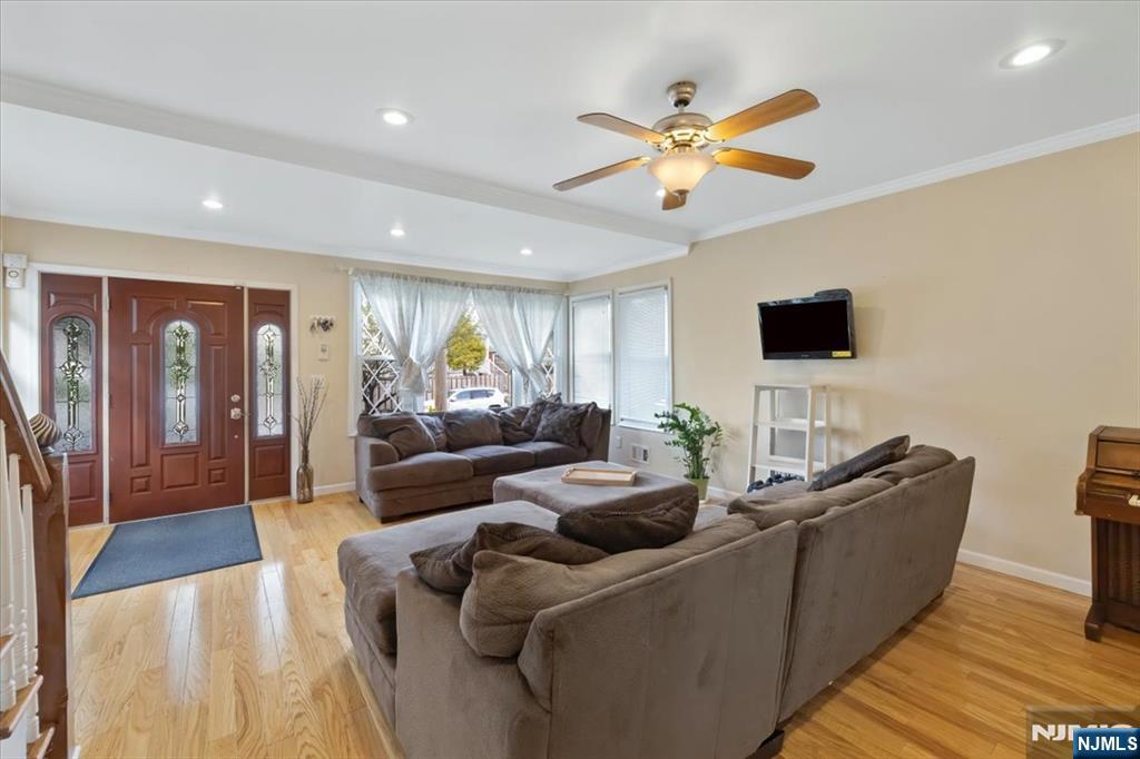 48 Midland Avenue - Photo 3