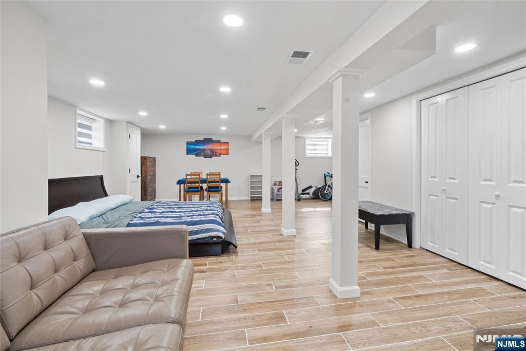 266 Elm Avenue, Teaneck, NJ 07666 Listing Photo  21
