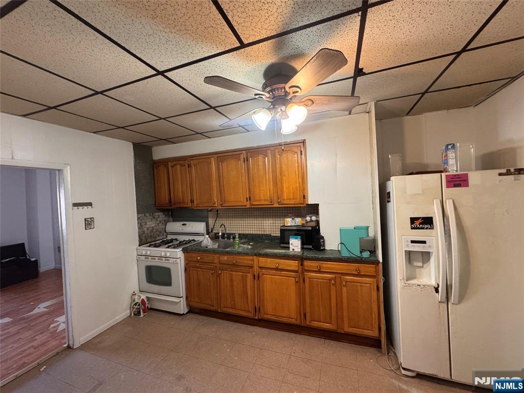 321 5th Street - Photo 4