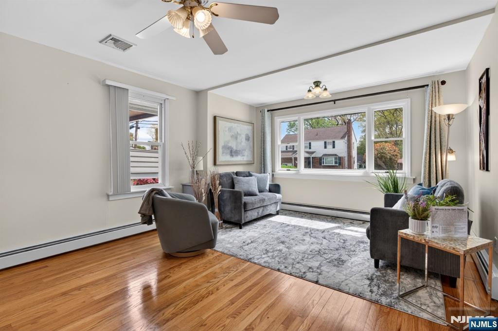 26 Mineral Spring Avenue - Photo 3