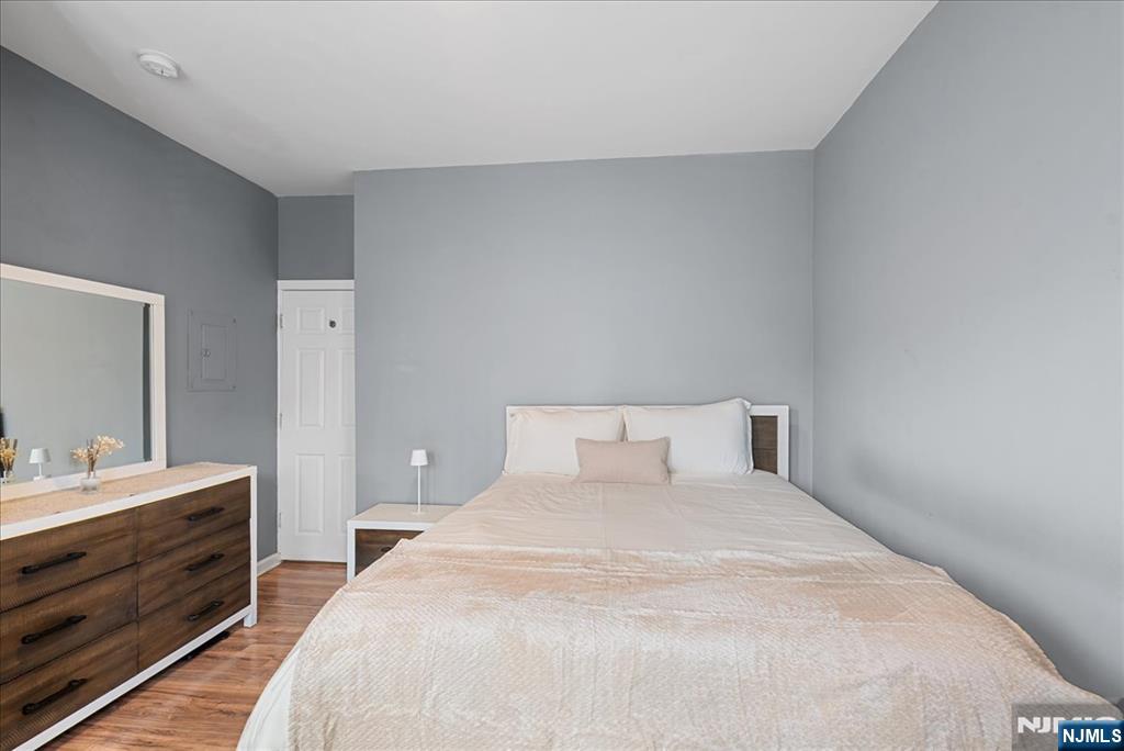 76 Mount Prospect Avenue - Photo 4