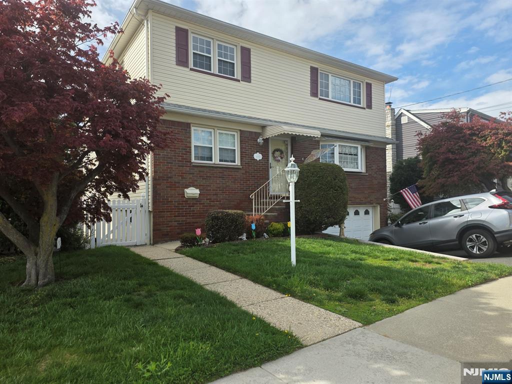 142 Mapes, Newark, NJ, 07112