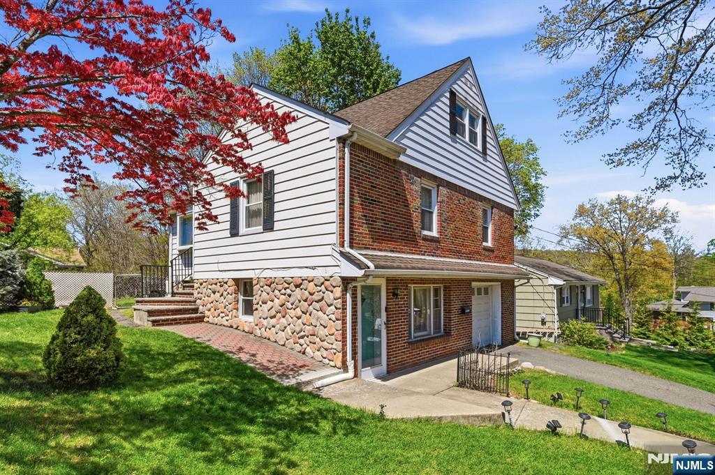 31 Dacotah Avenue - Photo 3