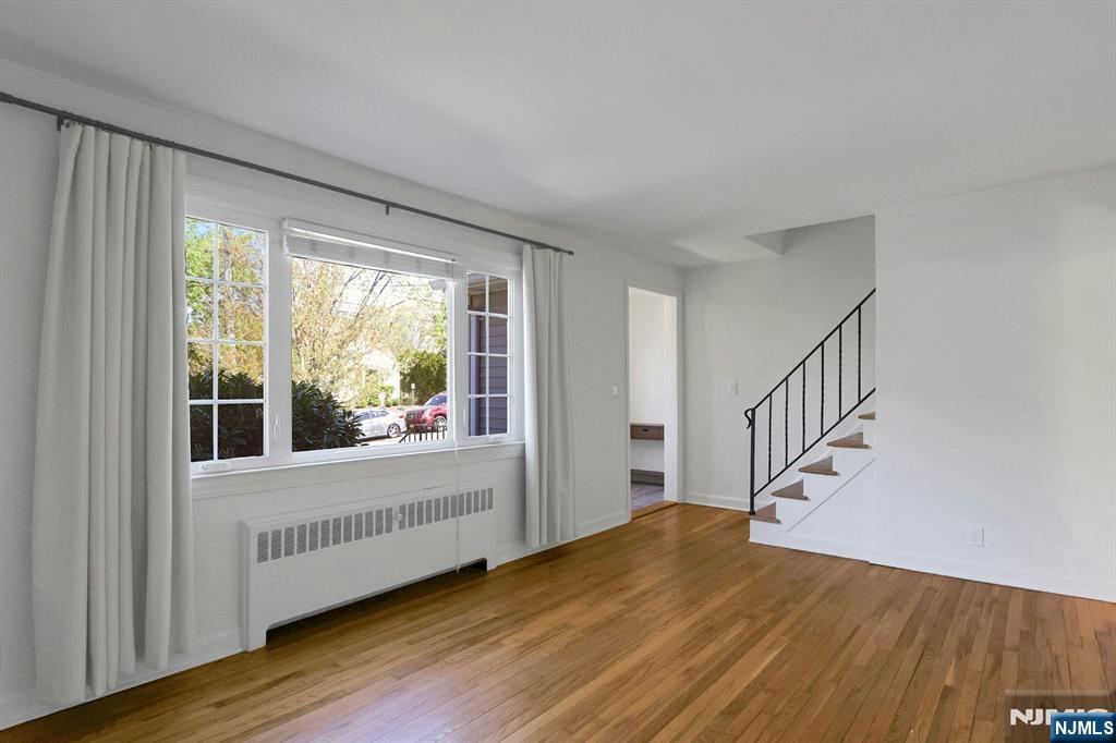 33 Clayton Street, Hillsdale, NJ, 07642