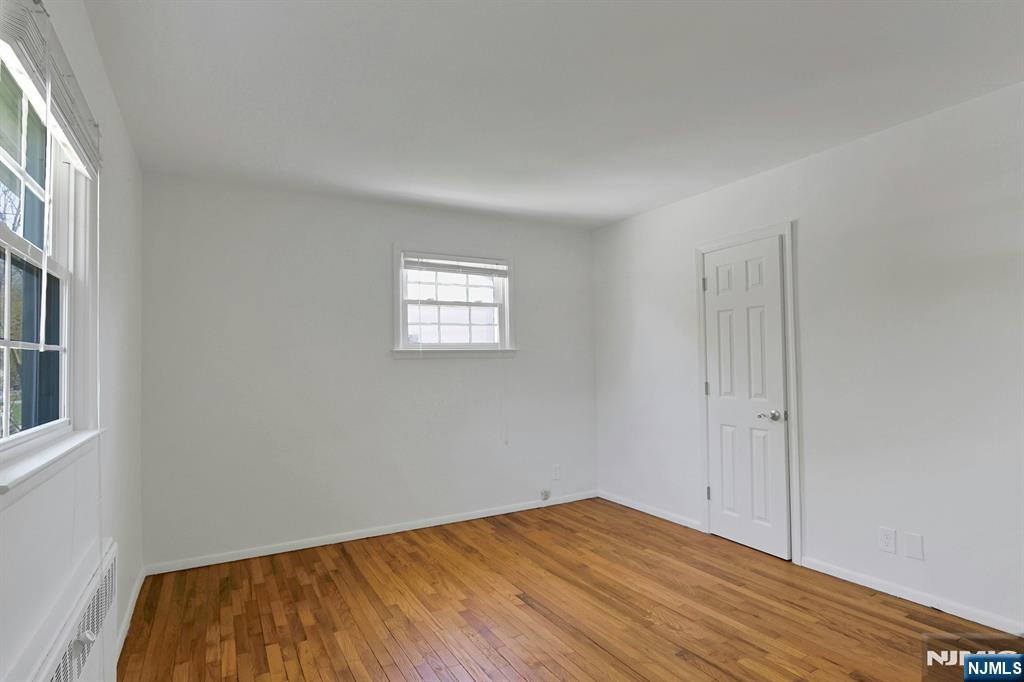 33 Clayton Street, Hillsdale, NJ, 07642