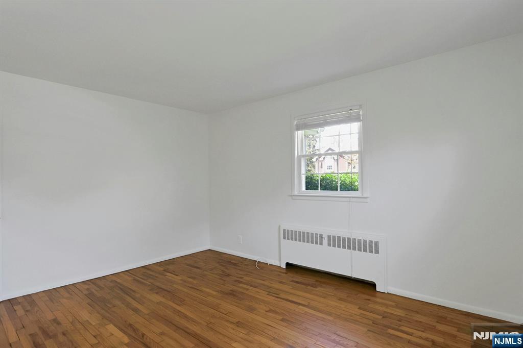 33 Clayton Street, Hillsdale, NJ, 07642