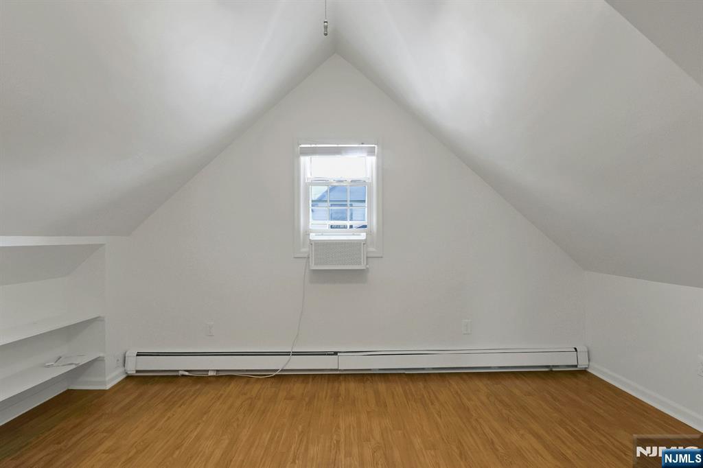 33 Clayton Street, Hillsdale, NJ, 07642