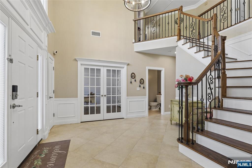 4 Leoson Parkway - Photo 5