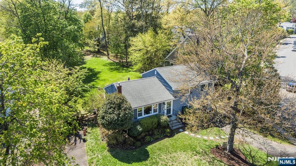 30 Bellaire Drive - Photo 4