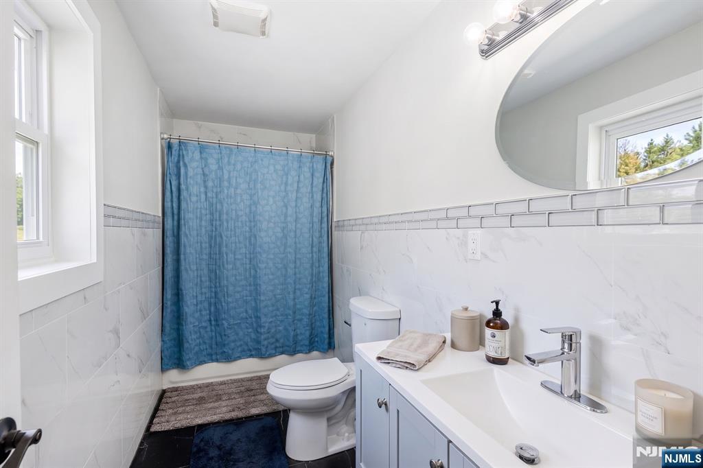 58 Park Avenue, East Orange, NJ, 07017