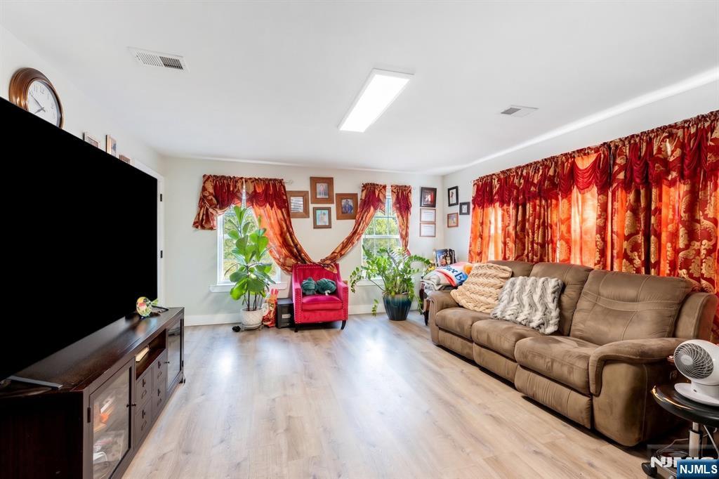 58 Park Avenue, East Orange, NJ, 07017