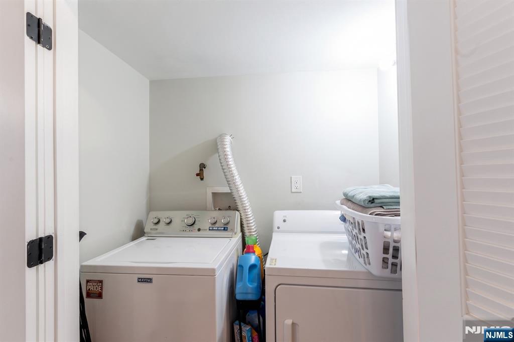 58 Park Avenue, East Orange, NJ, 07017