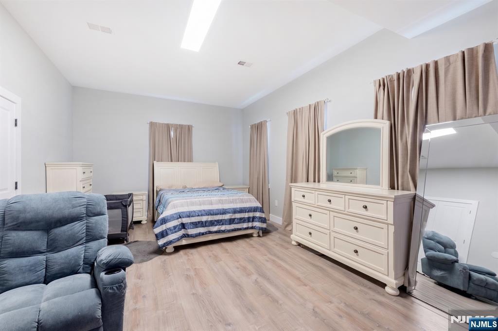 58 Park Avenue, East Orange, NJ, 07017