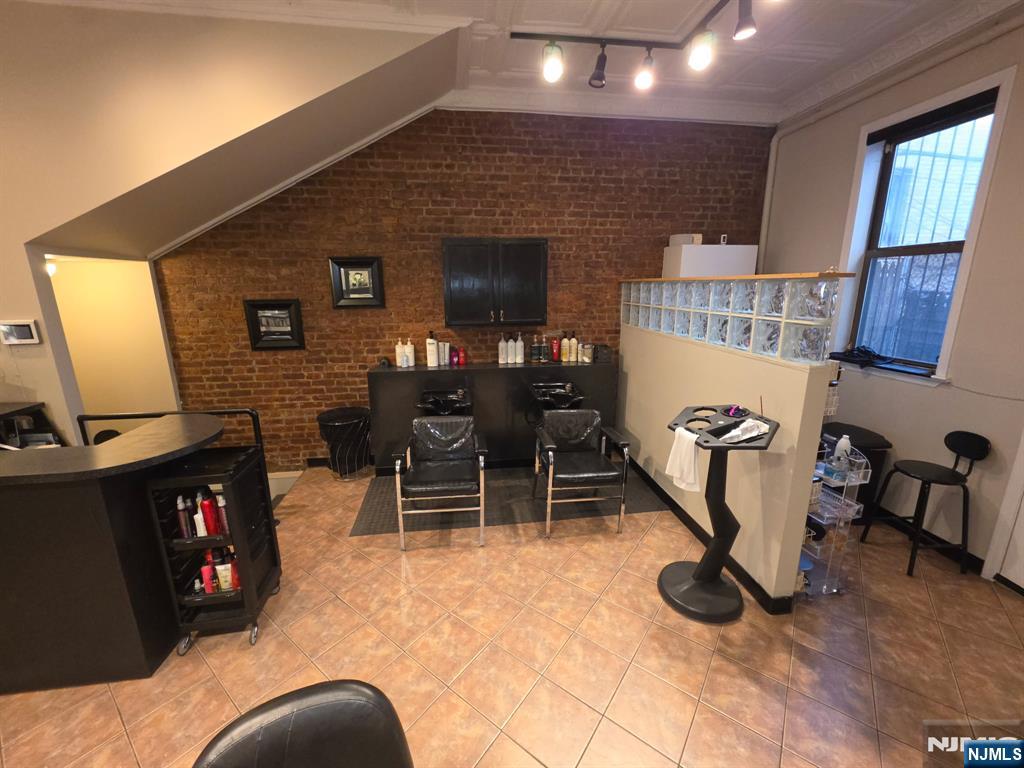 6-8 Thorne Street - Photo 2