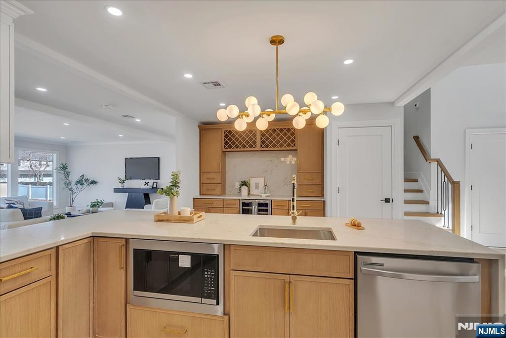 6 Clinton Place — photo 10