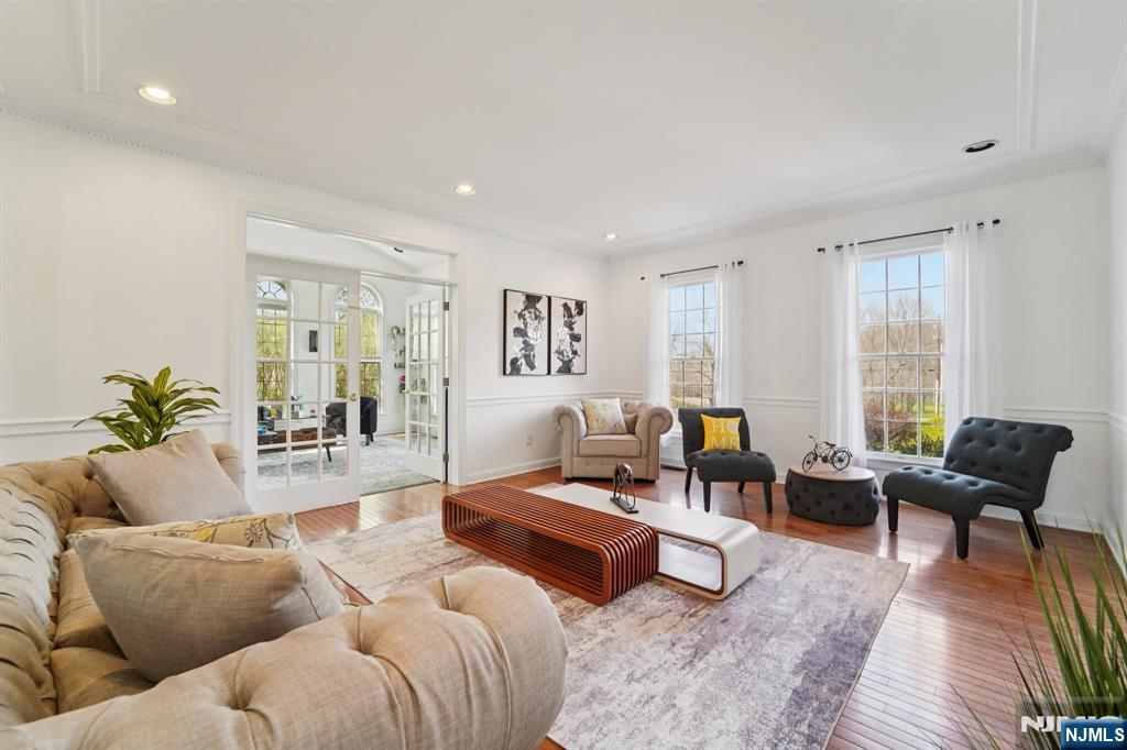 2 Harvest Lane — photo 8