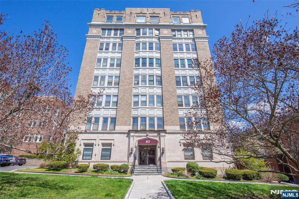 16 Puchala Drive, Sayreville, NJ, 08859