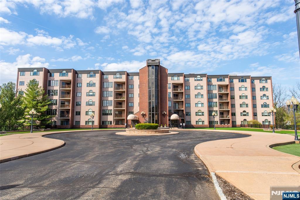 16 Puchala Drive, Sayreville, NJ, 08859