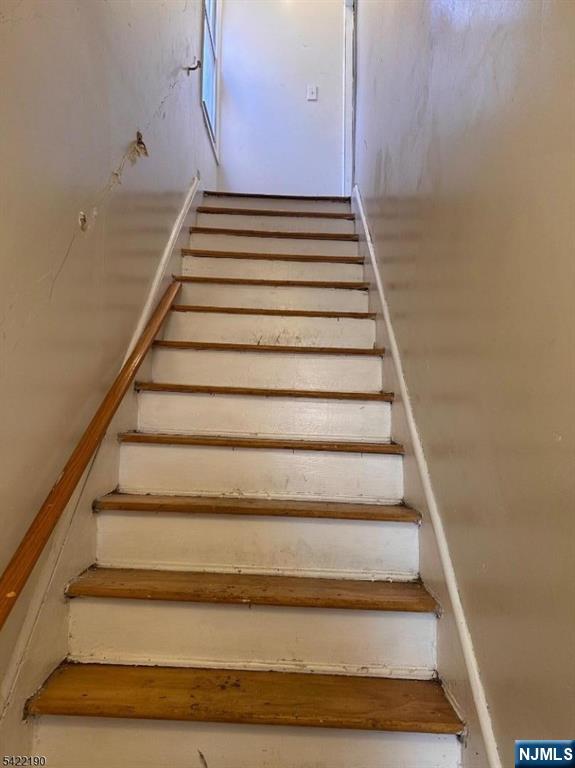 89 Aldine Street - Photo 2