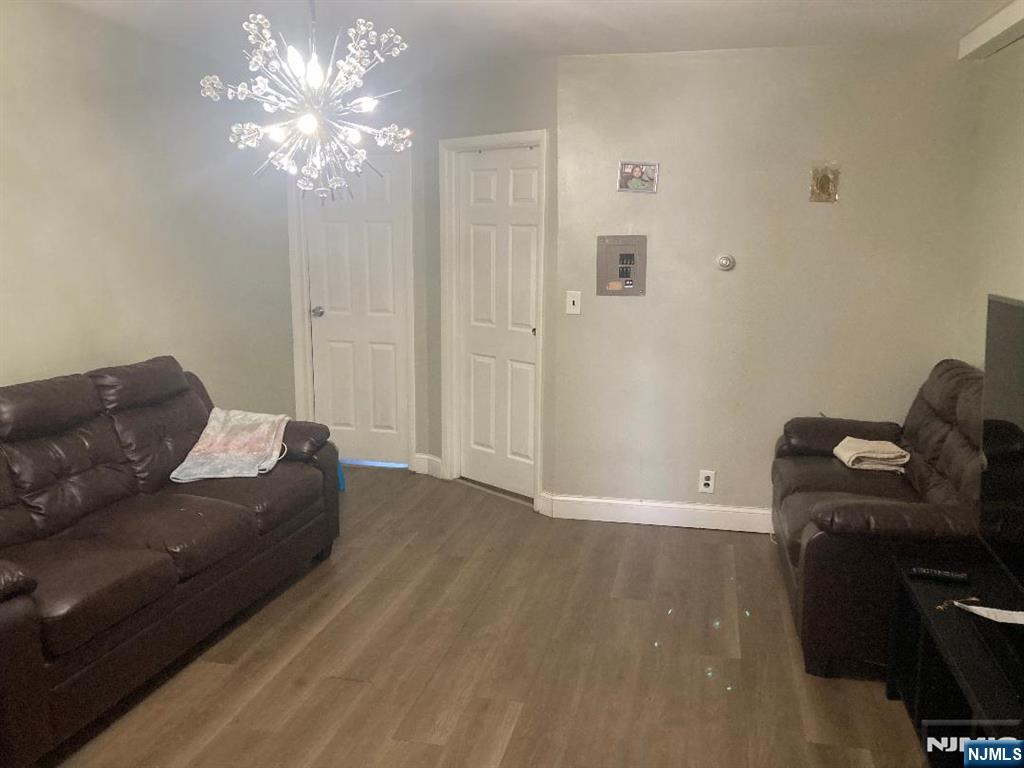 131-133 Delancy Street — photo 10