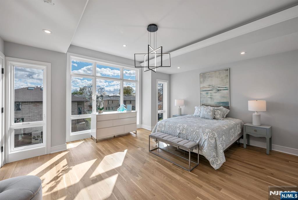 2447 Camner, Fort Lee, NJ, 07024