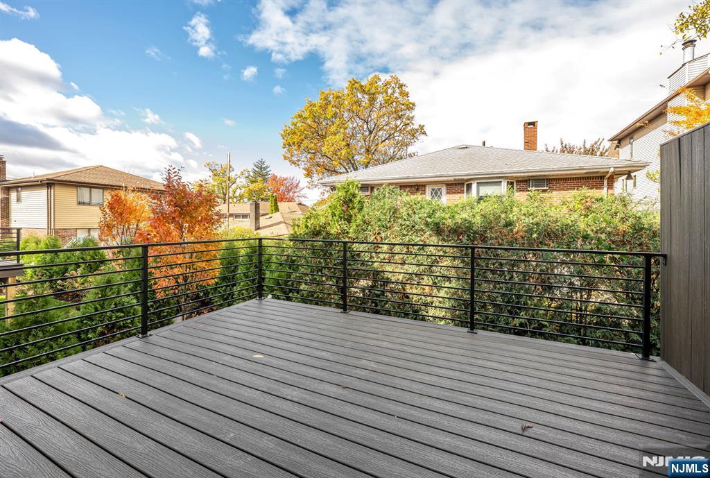 2447 Camner, Fort Lee, NJ, 07024