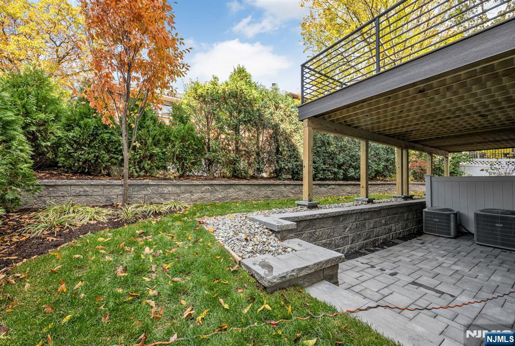 2447 Camner, Fort Lee, NJ, 07024