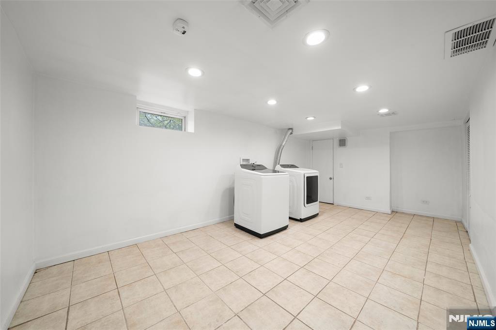 267 Hickory Avenue — photo 22