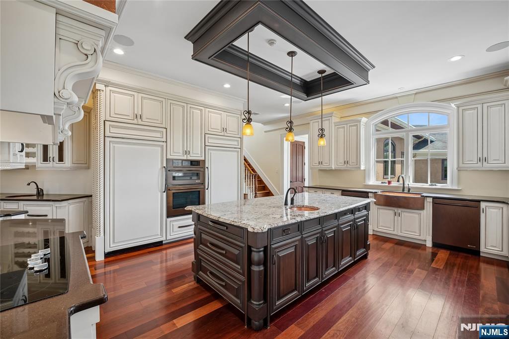 318 Franklin Road - Photo 4