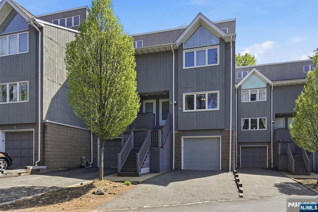 16 Puchala Drive, Sayreville, NJ, 08859