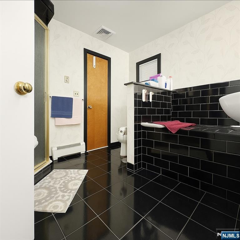 130 E Edsall, Palisades Park, NJ, 07650